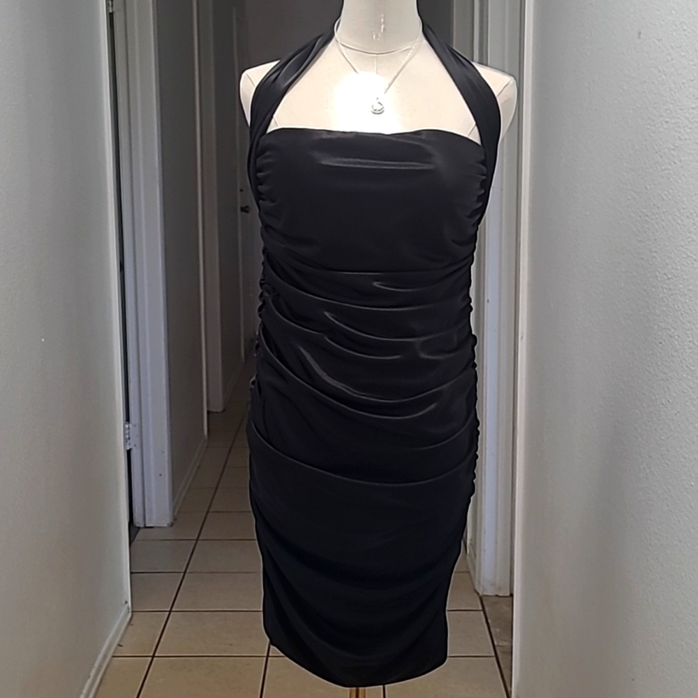 Super cute dressy junior dress, perfect for prom or party, pucker design
